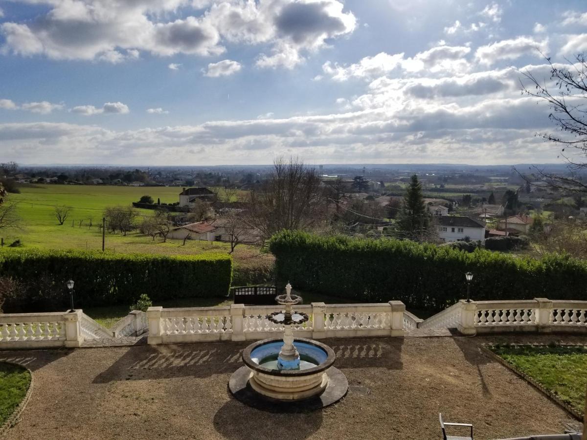 Domaine De Bellevue Bed & Breakfast Beaupuy  Exterior photo